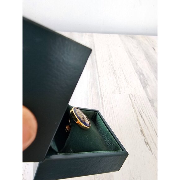 White House McLaughlin glazeware Truman?‎ Seal blue pin new - Picture 4 of 4